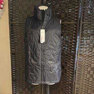 GAP Black Primaloft Lightweight Warmth Puffer Vest Full Zip Size Small